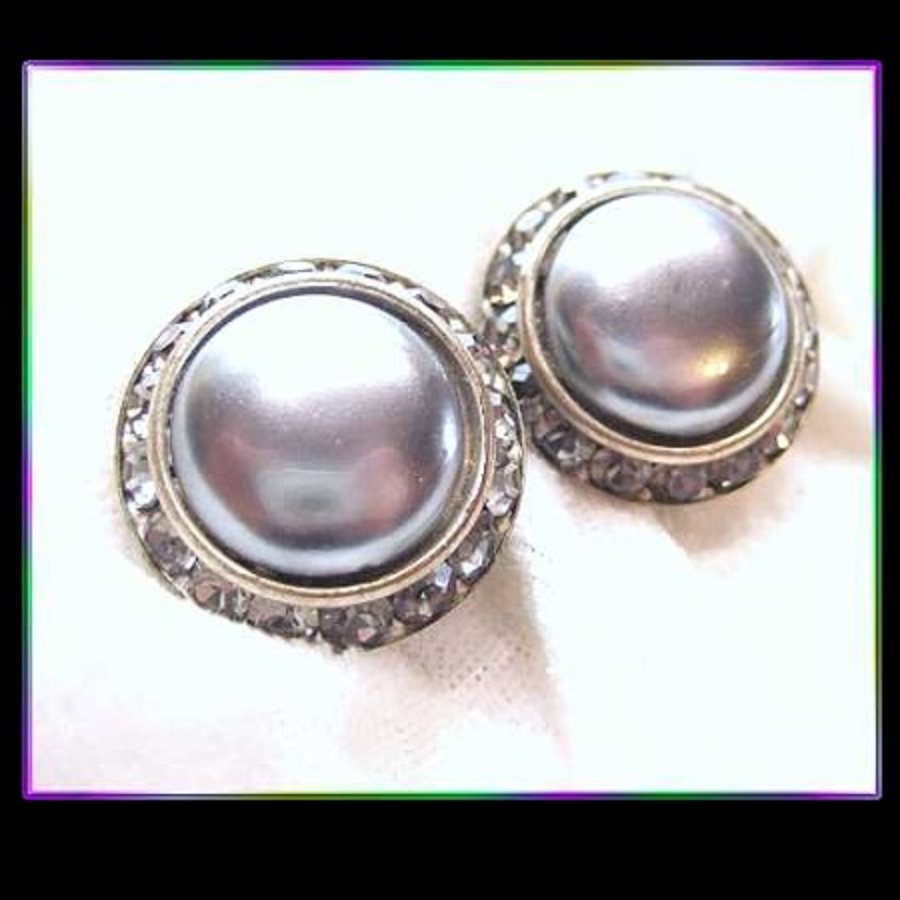 Grey Pearl Earrings on Grey Pearl Earrings Rhinestone Button Clips 1950s Vintage Jewelry